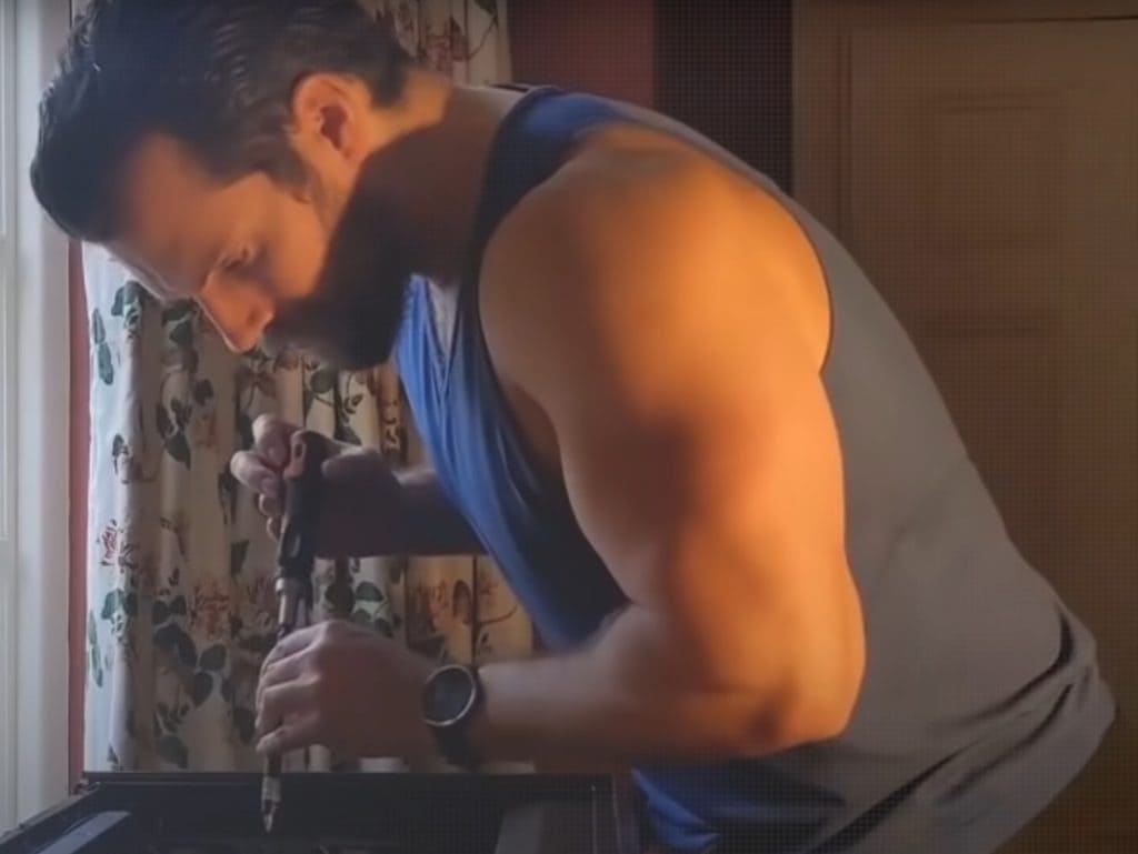Henry Cavill's Muscular Arms